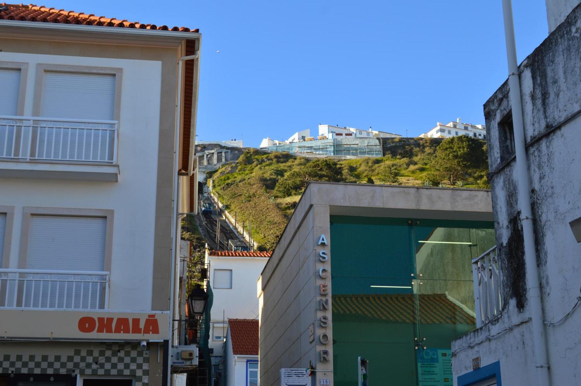 Porta 4 *